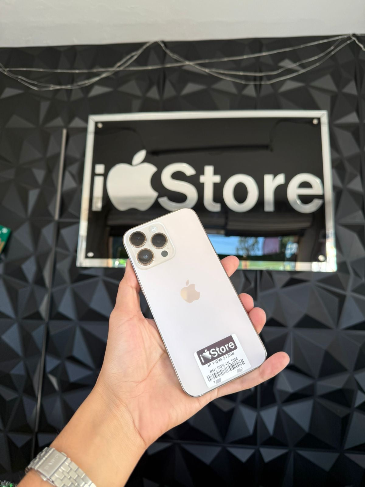 iPhone 14 Pro Max