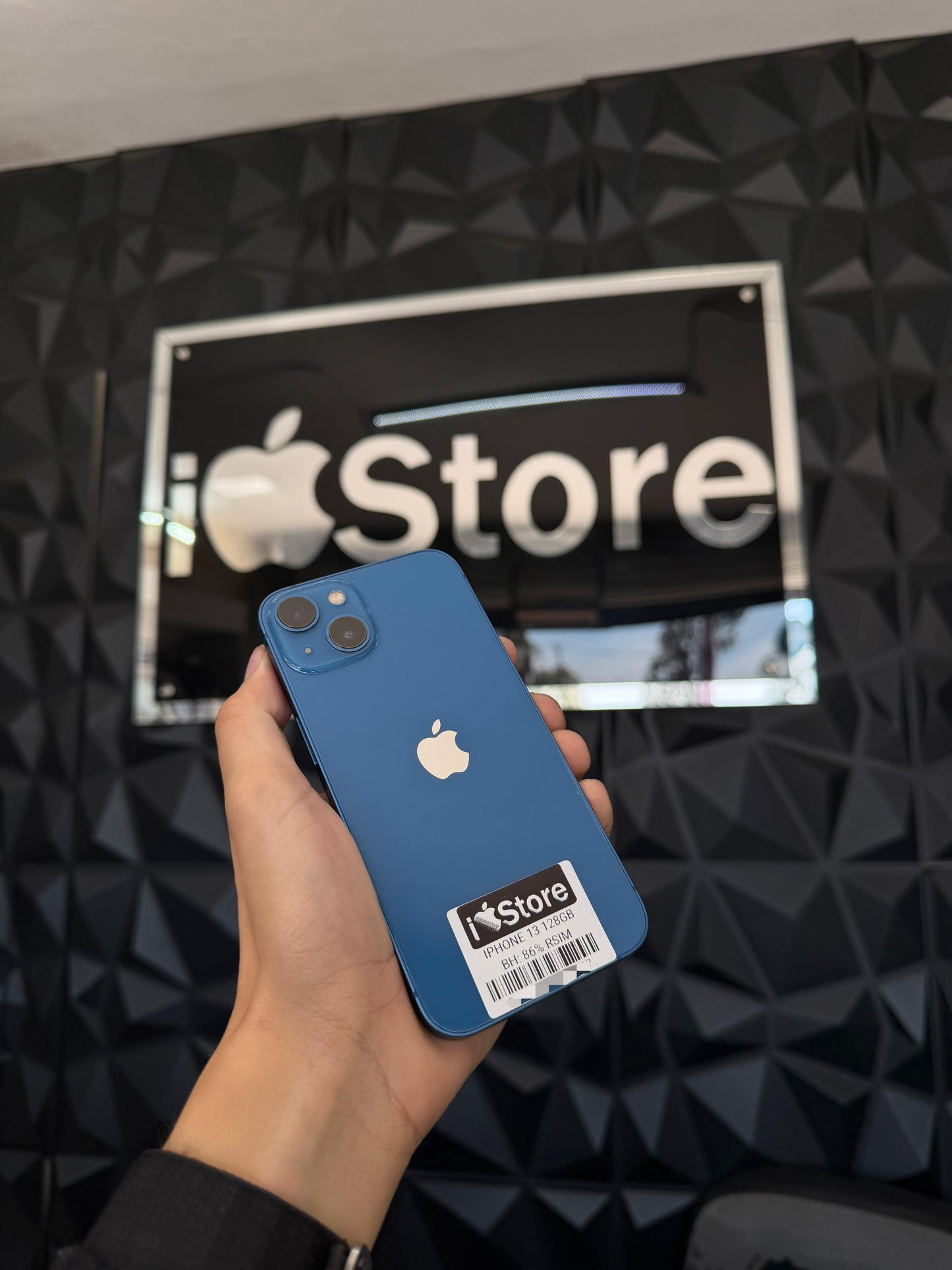 iPhone 13
