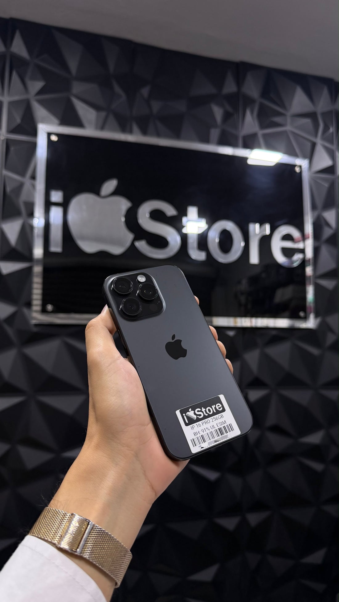 iPhone 16 Pro