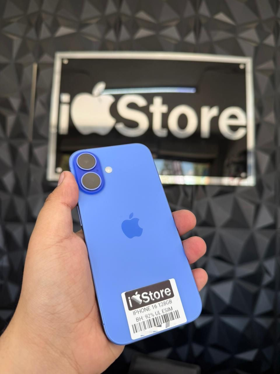 iPhone 16