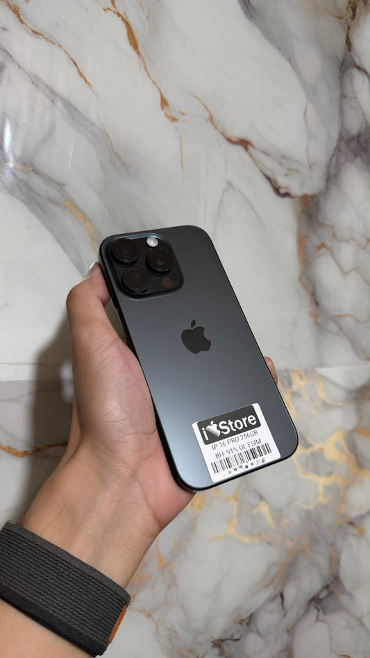 iPhone 16 Pro