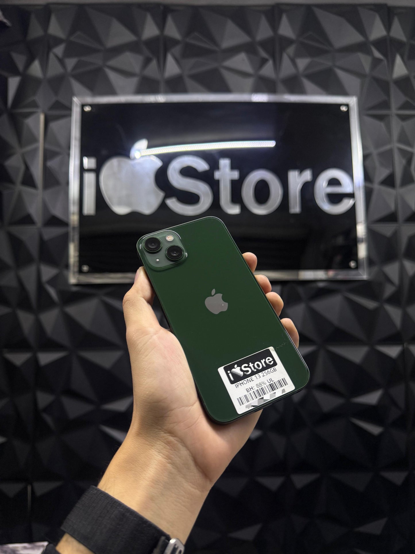 iPhone 13