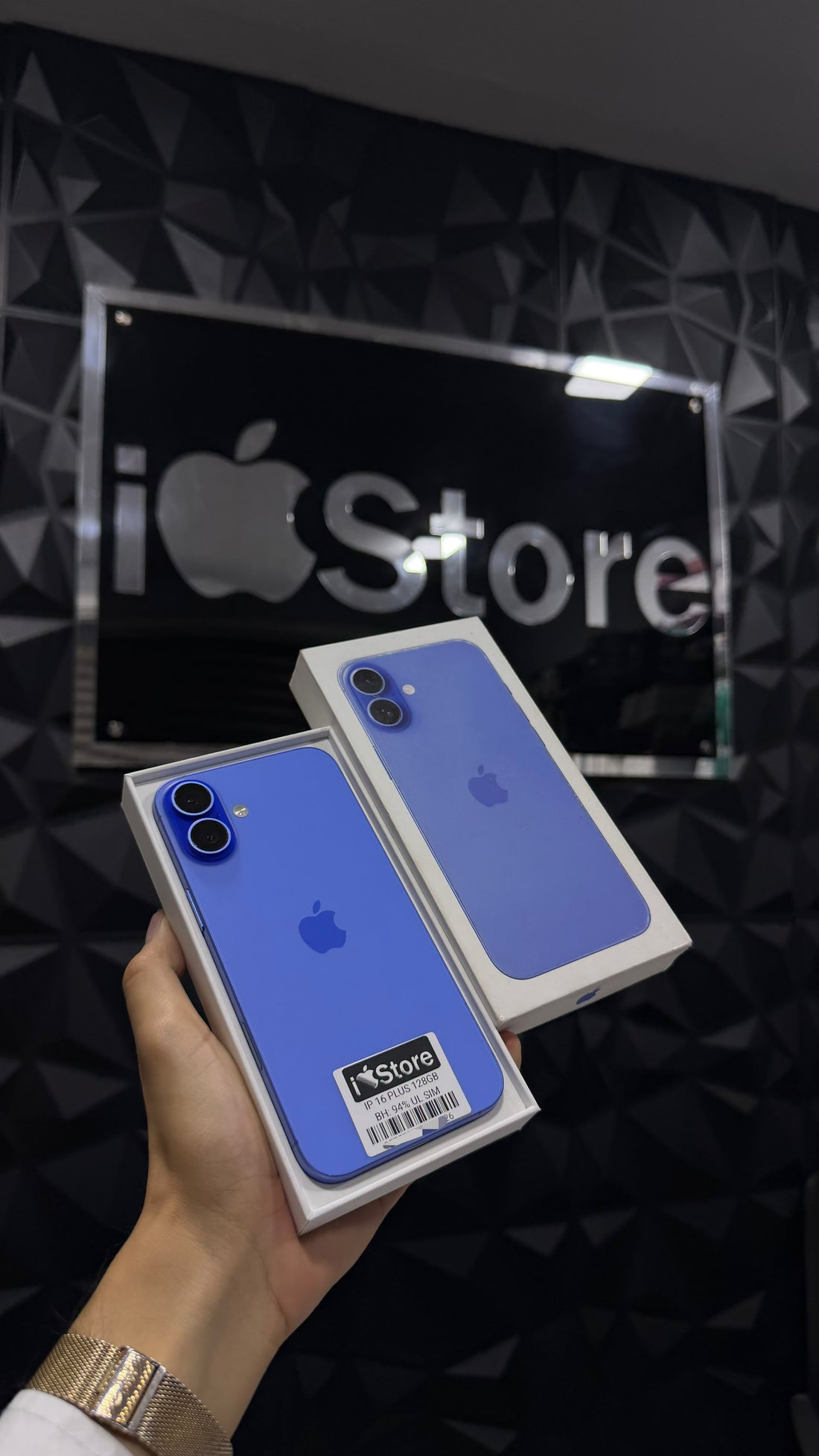 iPhone 16 Plus